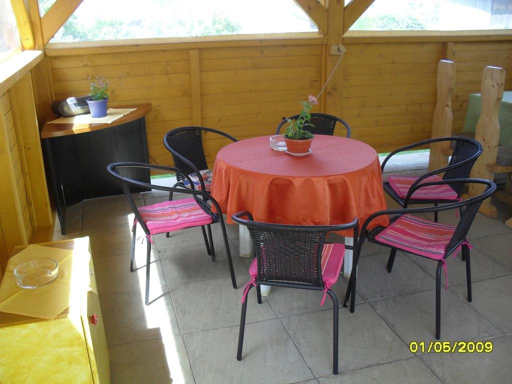 Penzion U Peta Hrustin Extérieur photo