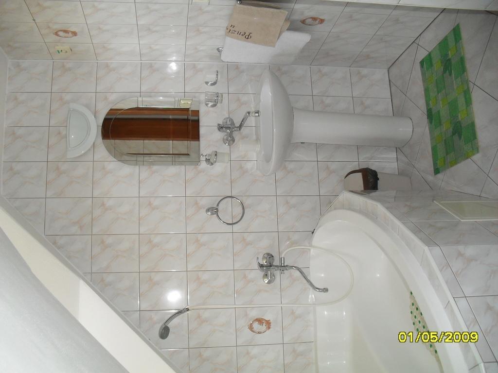 Penzion U Peta Hrustin Extérieur photo